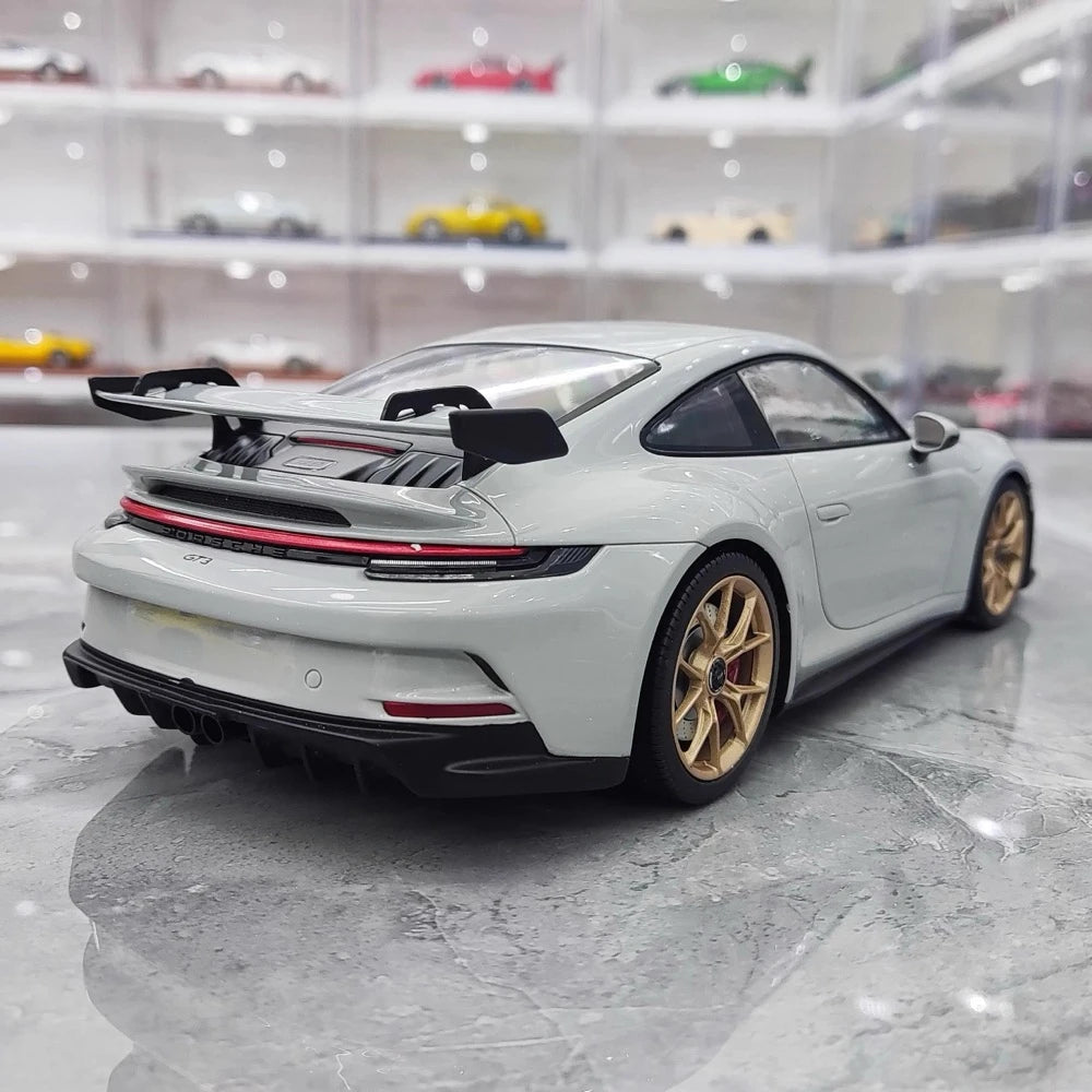 [Minichamps] 1:18 Porsche 2022 911 992 GT3 Gray Model Car Resin
