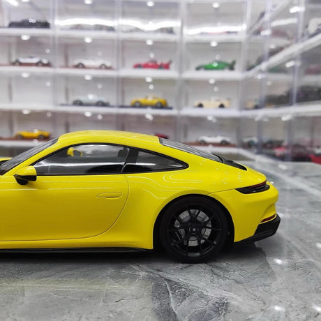 [Minichamps] 1:18 Porsche 2022 911 992 GT3 Yellow Model Car Resin