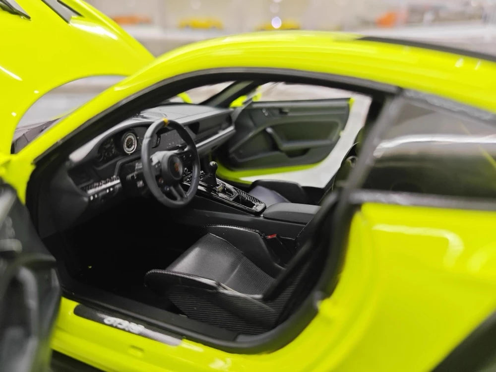 [Minichamps] 1:18 Porsche 2023 911 992 GT3 RS Lemon verde modellino di auto resina