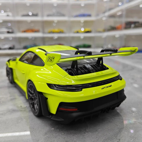[Minichamps] 1:18 Porsche 2023 911 992 GT3 RS Lemon Green Model Car Resin