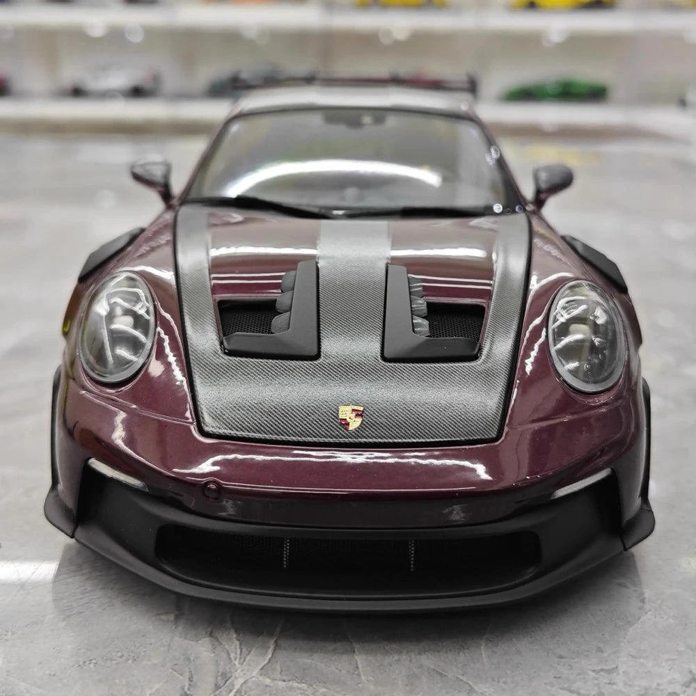 [Minichamps] 1:18 Porsche 2023 911 992 GT3 RS Magenta Model Car Resin