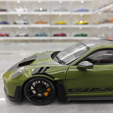 [Minichamps] 1:18 Porsche 2023 911 992 GT3 RS Olives Green Model Car Resin