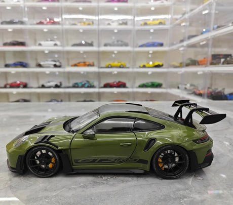 [Minichamps] 1:18 Porsche 2023 911 992 GT3 RS Olives Green Model Car Resin