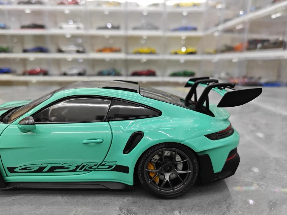 [Minichamps] 1:18 Porsche 2023 911 992 GT3 RS Tiffany Blue Model Car Resin