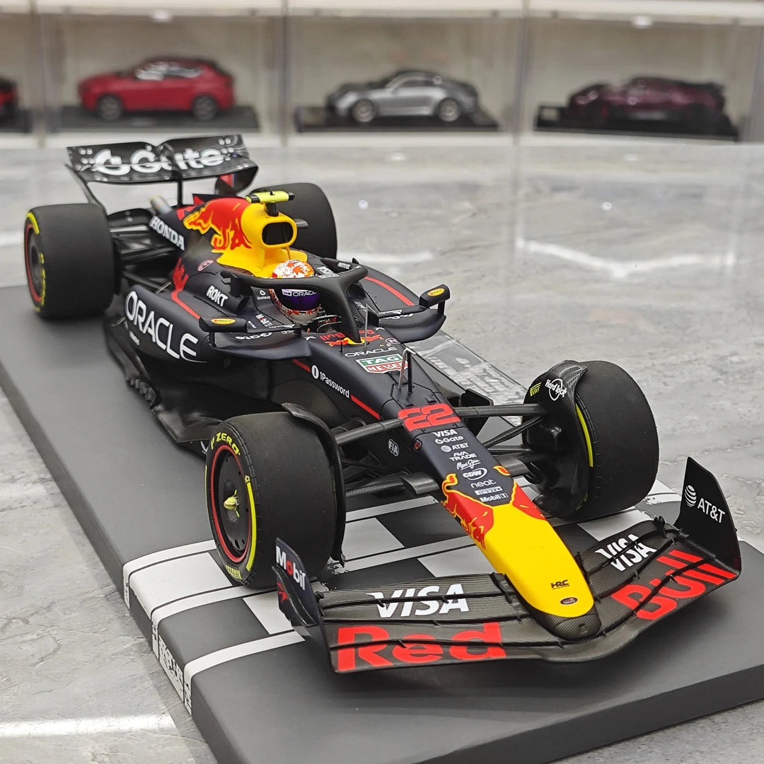 1:18 Red Bull 2025 RB21 #22 Canadian GP Yuki Tsunoda F1 Resin-Modell von Minichamps – siehe 10