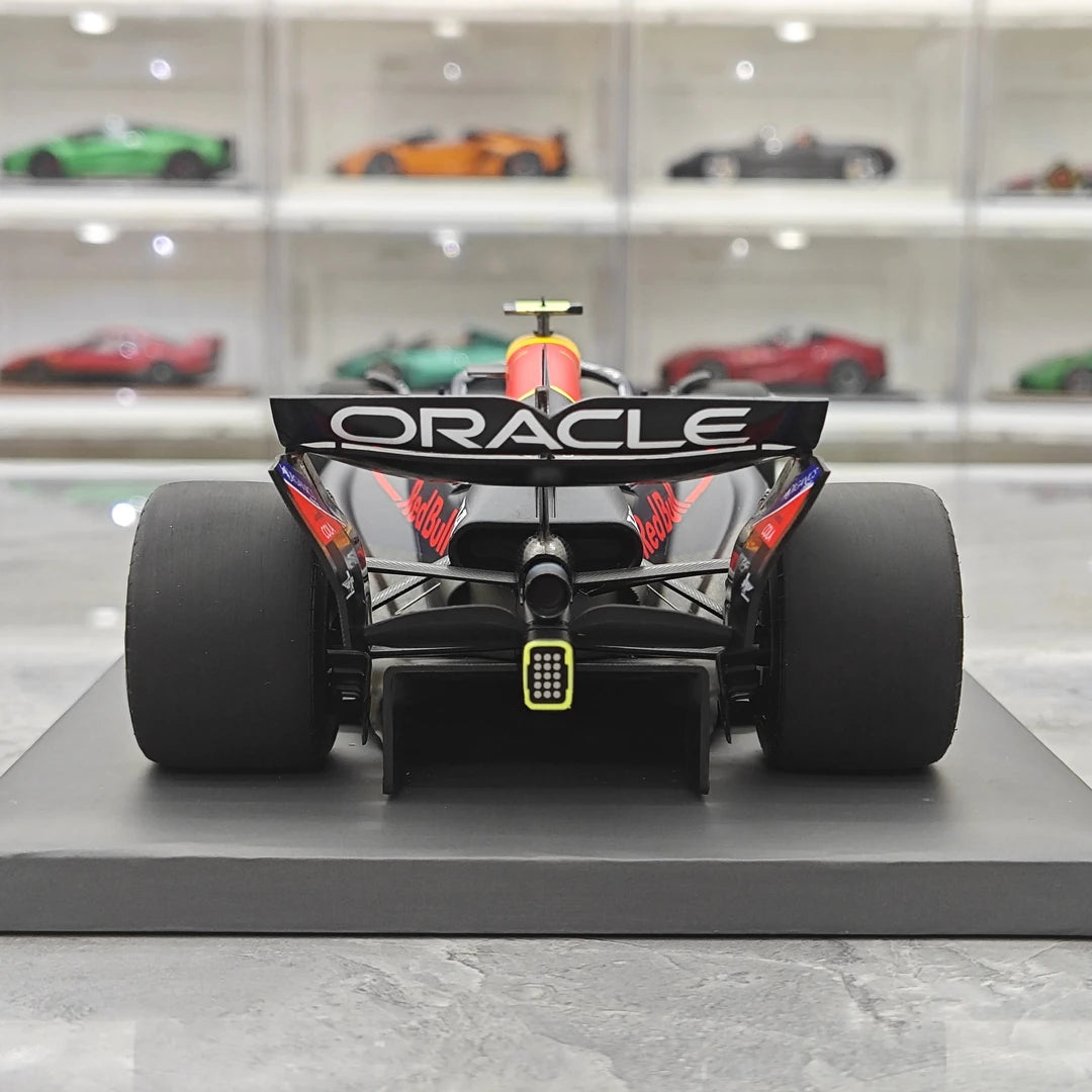 1:18 Red Bull 2025 RB21 #22 Canadian GP Yuki Tsunoda F1 Resin-Modell von Minichamps – Ansicht 7