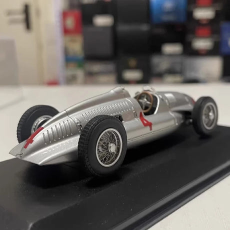 [Minichamps] 1:43 Audi 1938 Auto Union Typ D #4 Model Car Die-Cast