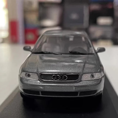 [Minichamps] 1:43 Audi 1995 A4 Avant Gray Model Car Die-Cast