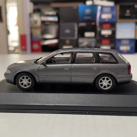 [Minichamps] 1:43 Audi 1995 A4 Avant Gray Model Car Die-Cast