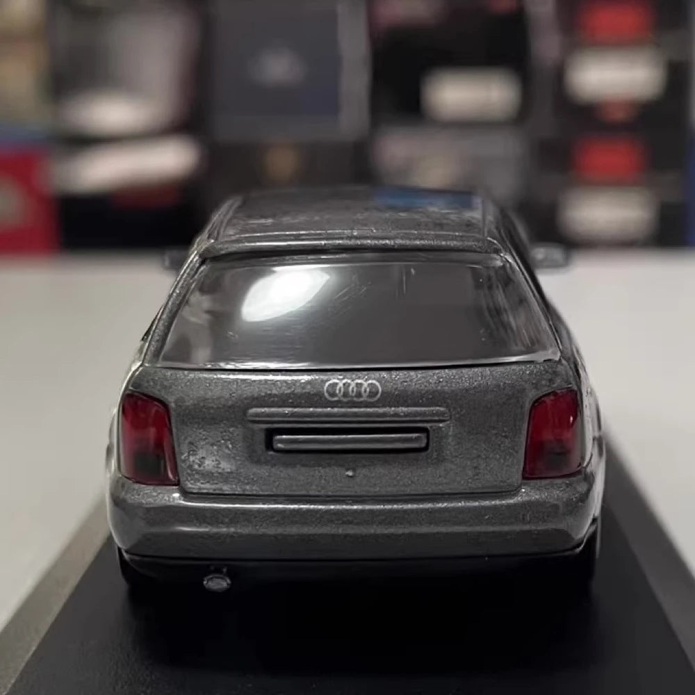 [Minichamps] 1:43 Audi 1995 A4 Avant gris voiture miniature Die-Cast