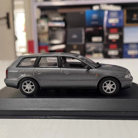 [Minichamps] 1:43 Audi 1995 A4 Avant Gray Model Car Die-Cast
