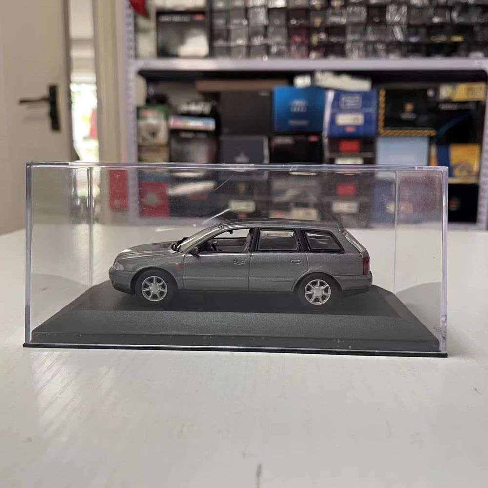 [Minichamps] 1:43 Audi 1995 A4 Avant gris voiture miniature Die-Cast