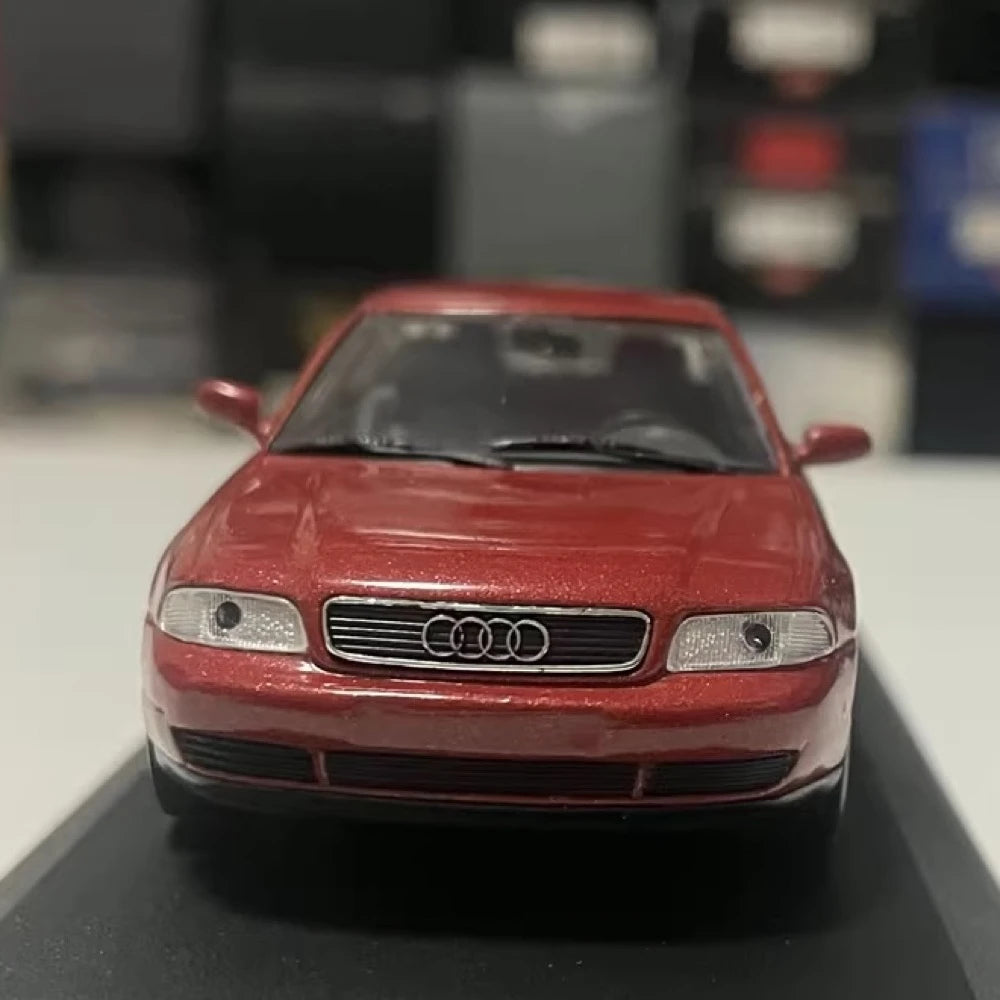 [Minichamps] 1:43 Audi 1995 A4 Avant Red Model Car Die-Cast