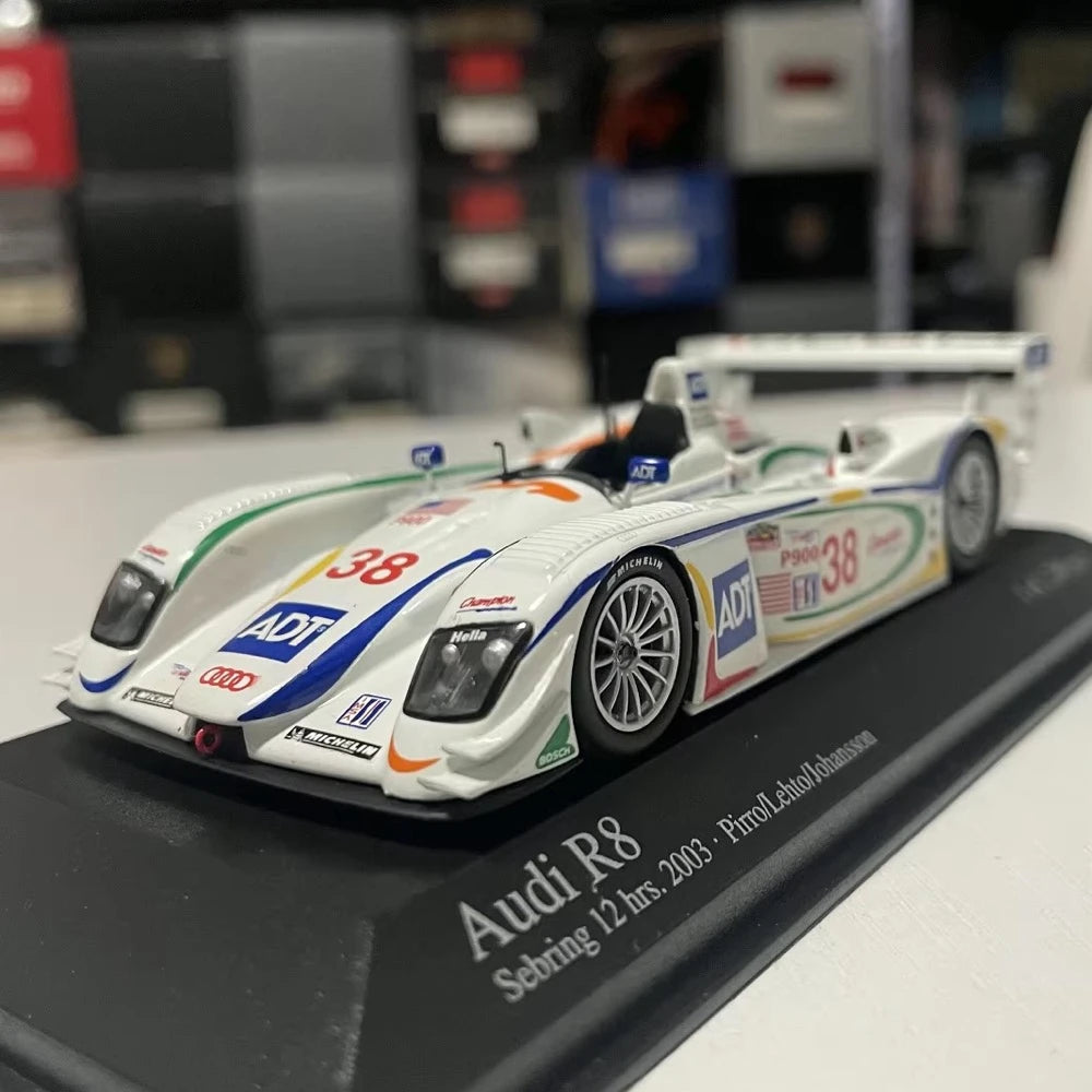 [Minichamps] 1:43 Audi 2003 R8 #38 Sebring Model Car Die-Cast