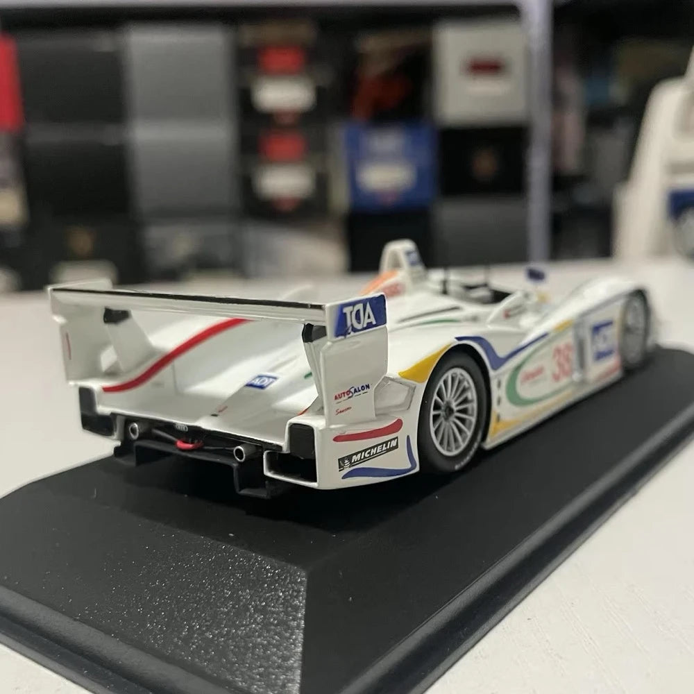 [Minichamps] 1:43 Audi 2003 R8 #38 Sebring Model Car Die-Cast