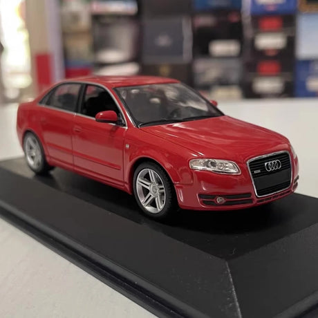 [Minichamps] 1:43 Audi 2005 A4 Red Model Car Die-Cast