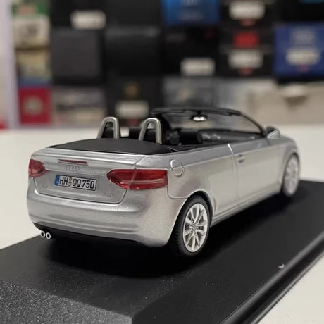 [Minichamps] 1:43 Audi 2008 A3 Cabriolet Silver Model Car Die-Cast