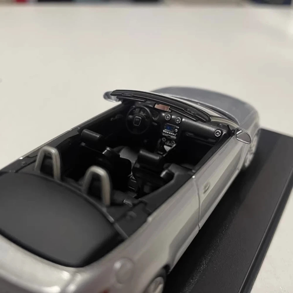 [Minichamps] 1:43 Audi 2008 A3 Cabriolet Silver Model Car Die-Cast