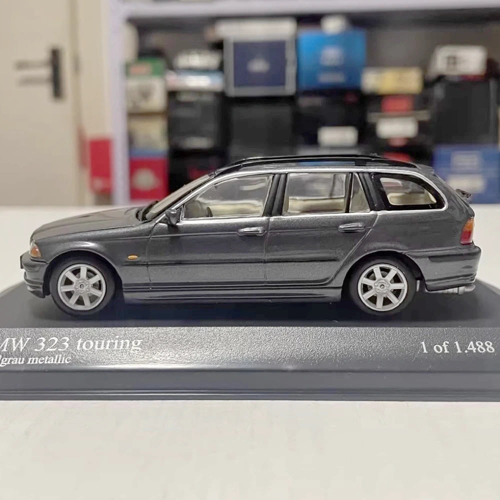 [Minichamps] 1:43 BMW 1999 E46 323i Touring Gray Model Car Die-Cast
