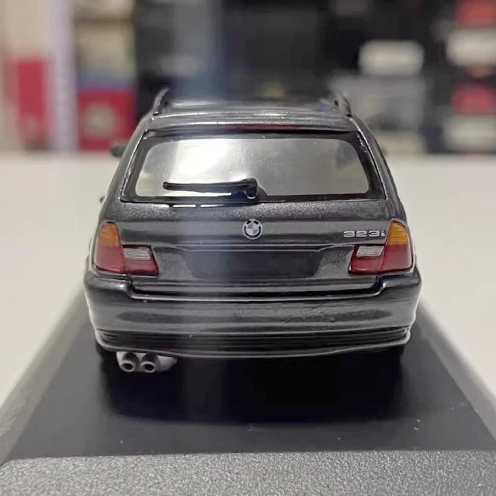 [Minichamps] 1:43 BMW 1999 E46 323i Touring Gray Model Car Die-Cast