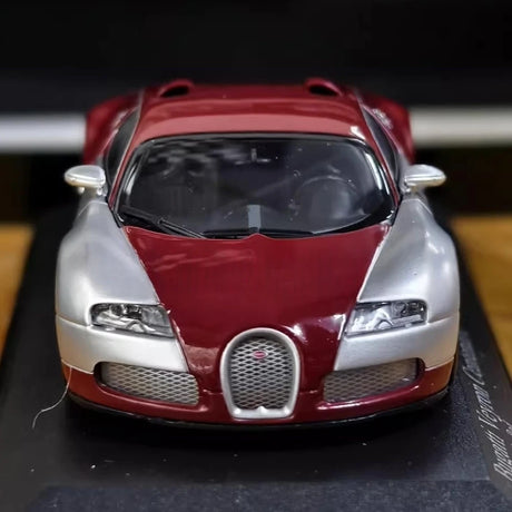[Minichamps] 1:43 Bugatti 2009 Veyron Centenaire Silver Red Model Car Die-Cast