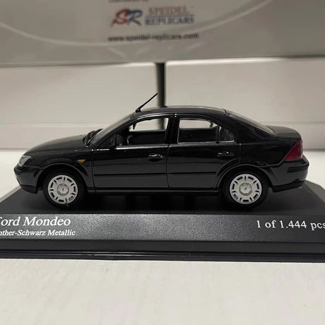 [Minichamps] 1:43 Ford 2001 Mondeo Black Model Car Die-Cast