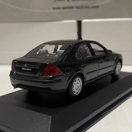 [Minichamps] 1:43 Ford 2001 Mondeo Black Model Car Die-Cast
