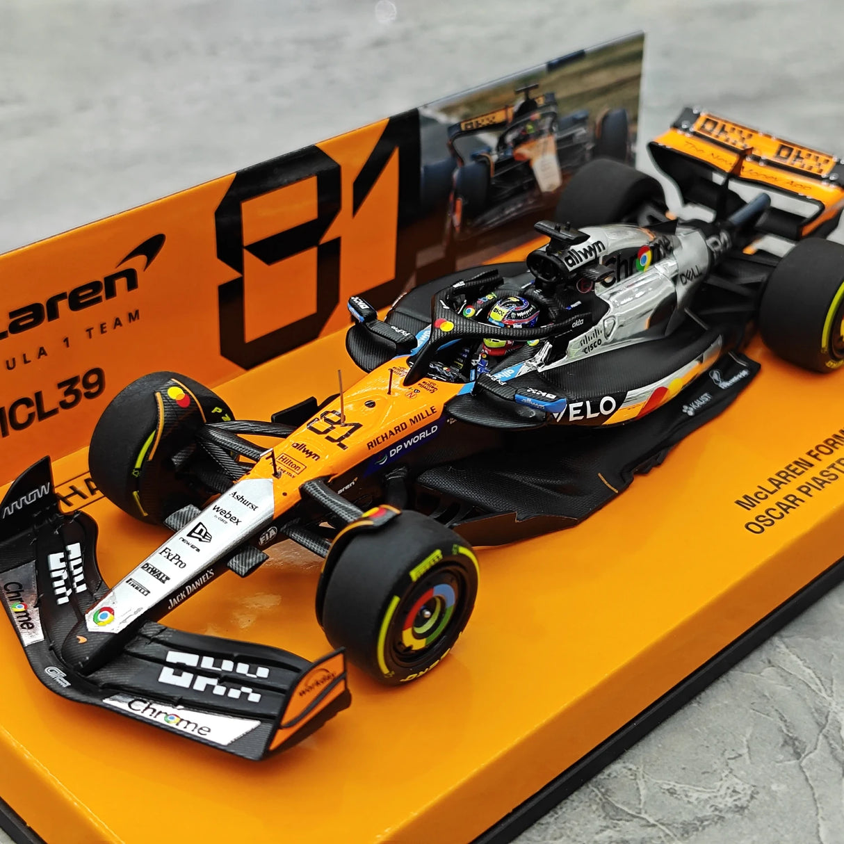 1:43 McLaren 2025 MCL39 #81 British GP Oscar Piastri F1 Resin-Modell von Minichamps – Ansicht 4
