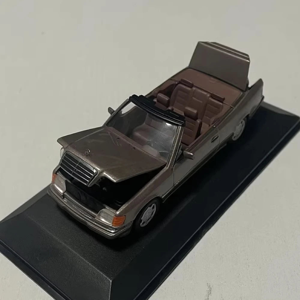 [Minichamps] 1:43 Mercedes-Benz 1992 300 CE-24 Cabriolet Brown Model Car Die-Cast