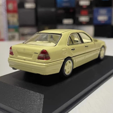 [Minichamps] 1:43 Mercedes-Benz 1995 C36 AMG W202 Yellow Model Car Die-Cast