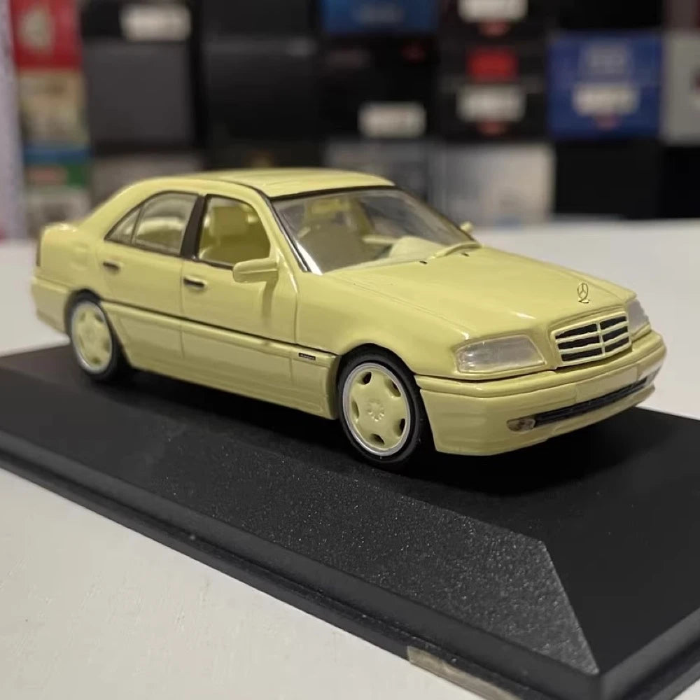 [Minichamps] 1:43 Mercedes-Benz 1995 C36 AMG W202 Yellow Model Car Die-Cast