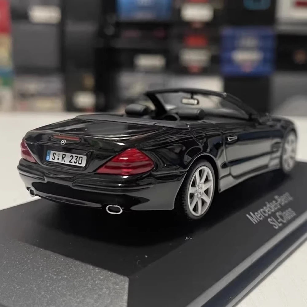 [Minichamps] 1:43 Mercedes-Benz 2003 SL-Class Roadster R230 Black Model Car Die-Cast