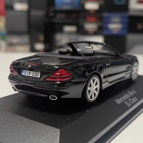 [Minichamps] 1:43 Mercedes-Benz 2003 SL-Class Roadster R230 Black Model Car Die-Cast