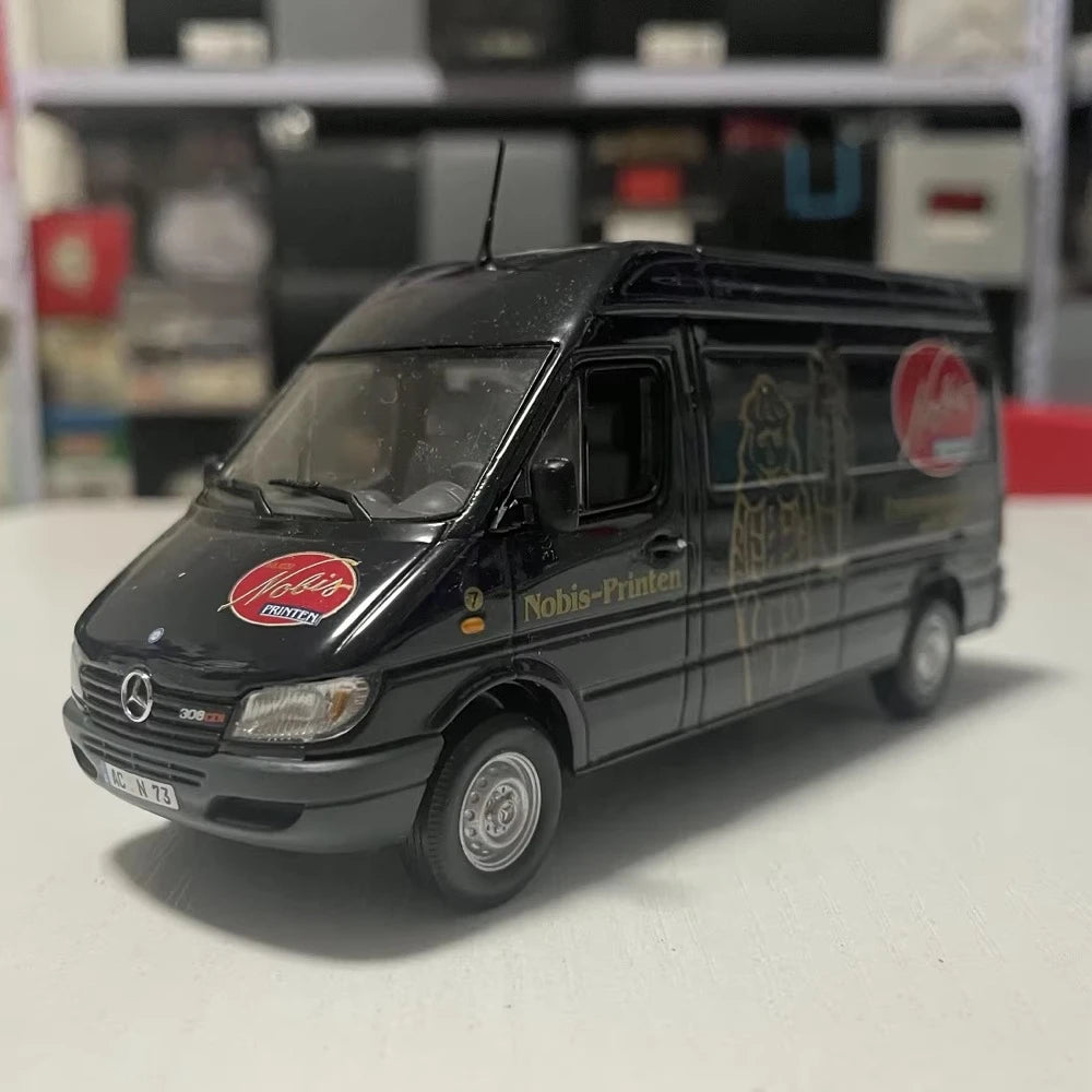 [Minichamps] 1:43 Mercedes-Benz 2003 Sprinter Nobis Model Car Die-Cast