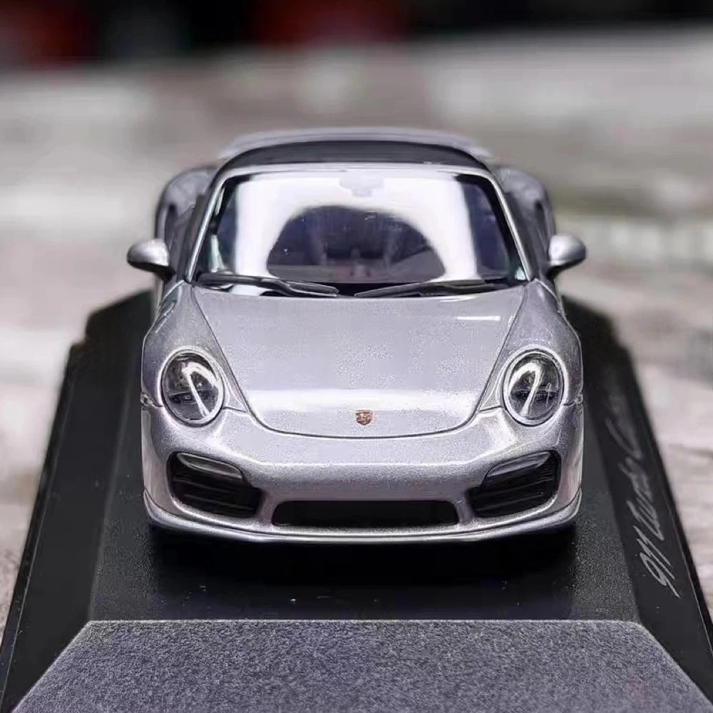 [Minichamps] 1:43 Porsche 2016 911 Turbo Cabriolet Silver Model Car Resin