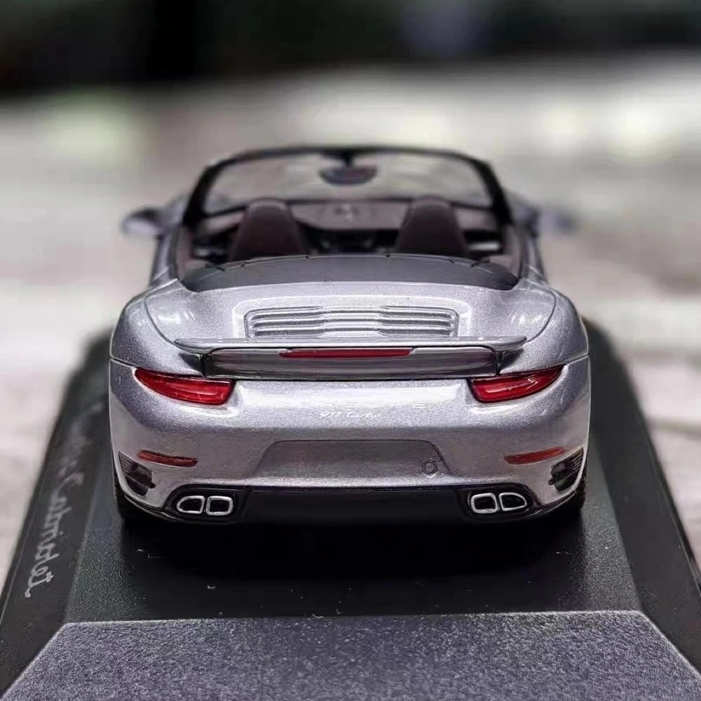 [Minichamps] 1:43 Porsche 2016 911 Turbo Cabriolet Silver Model Car Resin