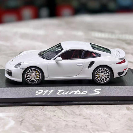 [Minichamps] 1:43 Porsche 2016 911 Turbo S White Model Car Resin