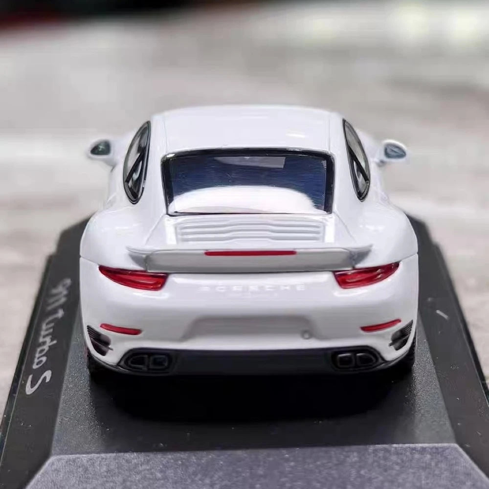 [Minichamps] 1:43 Porsche 2016 911 Turbo S White Model Car Resin