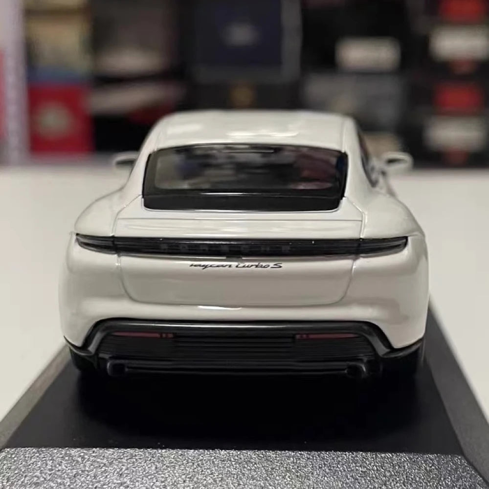 [Minichamps] 1:43 Porsche 2019 Taycan Turbo S White Model Car Die-Cast