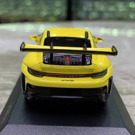 [Minichamps] 1:43 Porsche 2023 911 992 GT3 RS Yellow Model Car Resin
