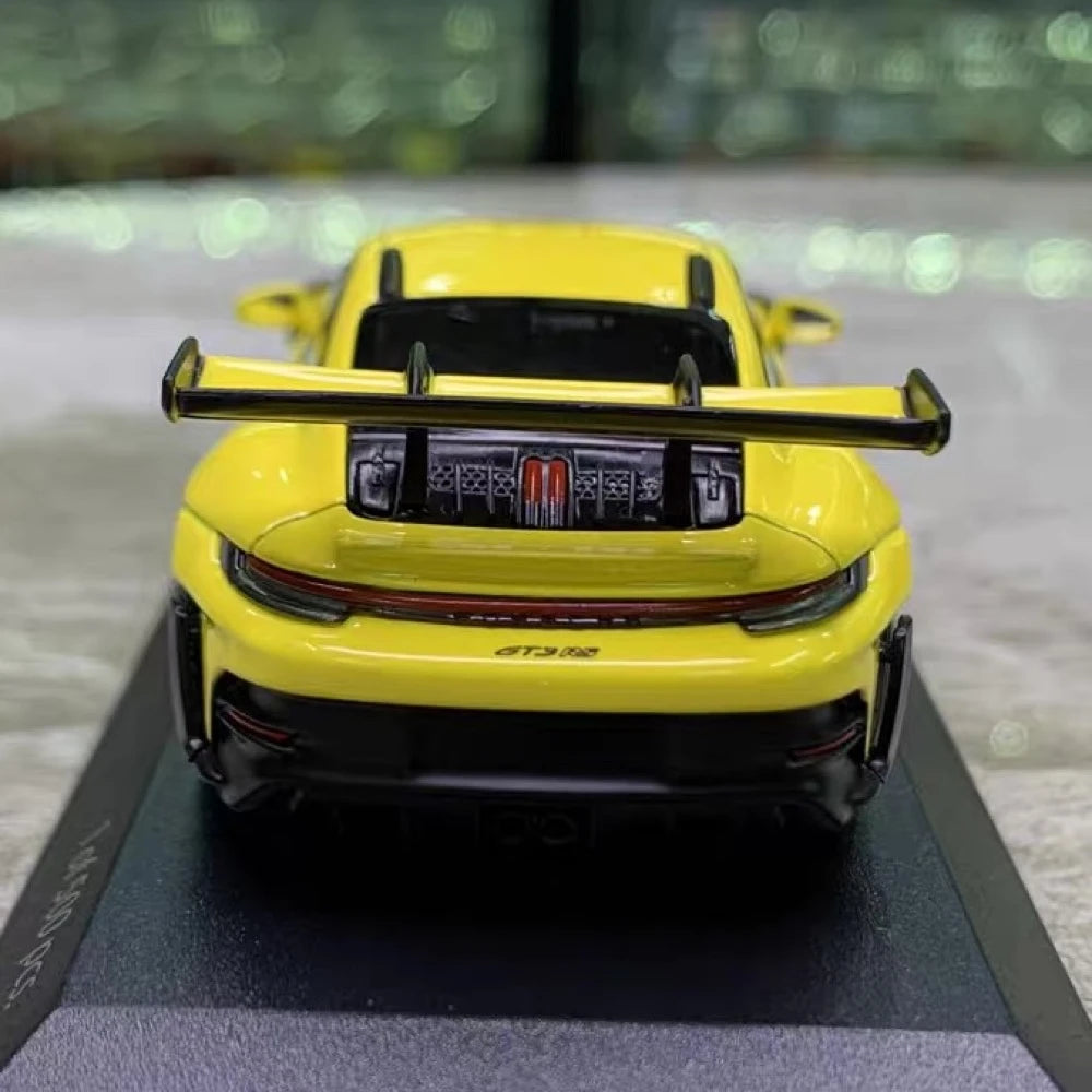 [Minichamps] 1:43 Porsche 2023 911 992 GT3 RS Yellow Model Car Resin
