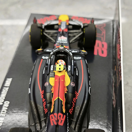 1:43 Red Bull 2025 RB21 #22 canadiano GP Yuki Tsunoda F1 modelo de resina da Minichamps - ver 10