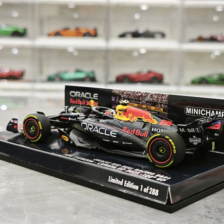 1:43 Red Bull 2025 RB21 #22 Canadian GP Yuki Tsunoda F1 modelo de resina da Minichamps - ver 6