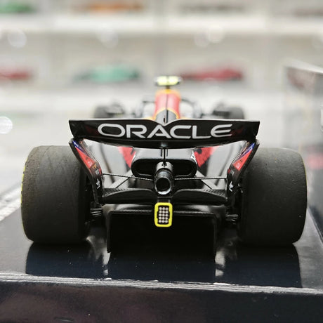 1:43 Red Bull 2025 RB21 #22 Canadian GP Yuki Tsunoda F1 modelo de resina por Minichamps - ver 7