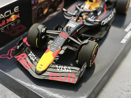 1:43 Red Bull 2025 RB21 #22 Canadian GP Yuki Tsunoda F1 modelo de resina por Minichamps - ver 9
