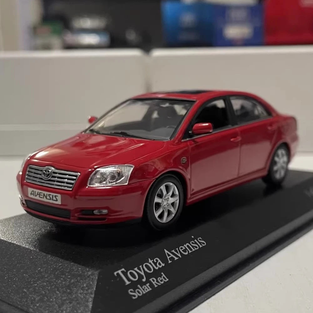 [Minichamps] 1:43 Toyota 2002 Avensis Sedan Red Model Car Die-Cast