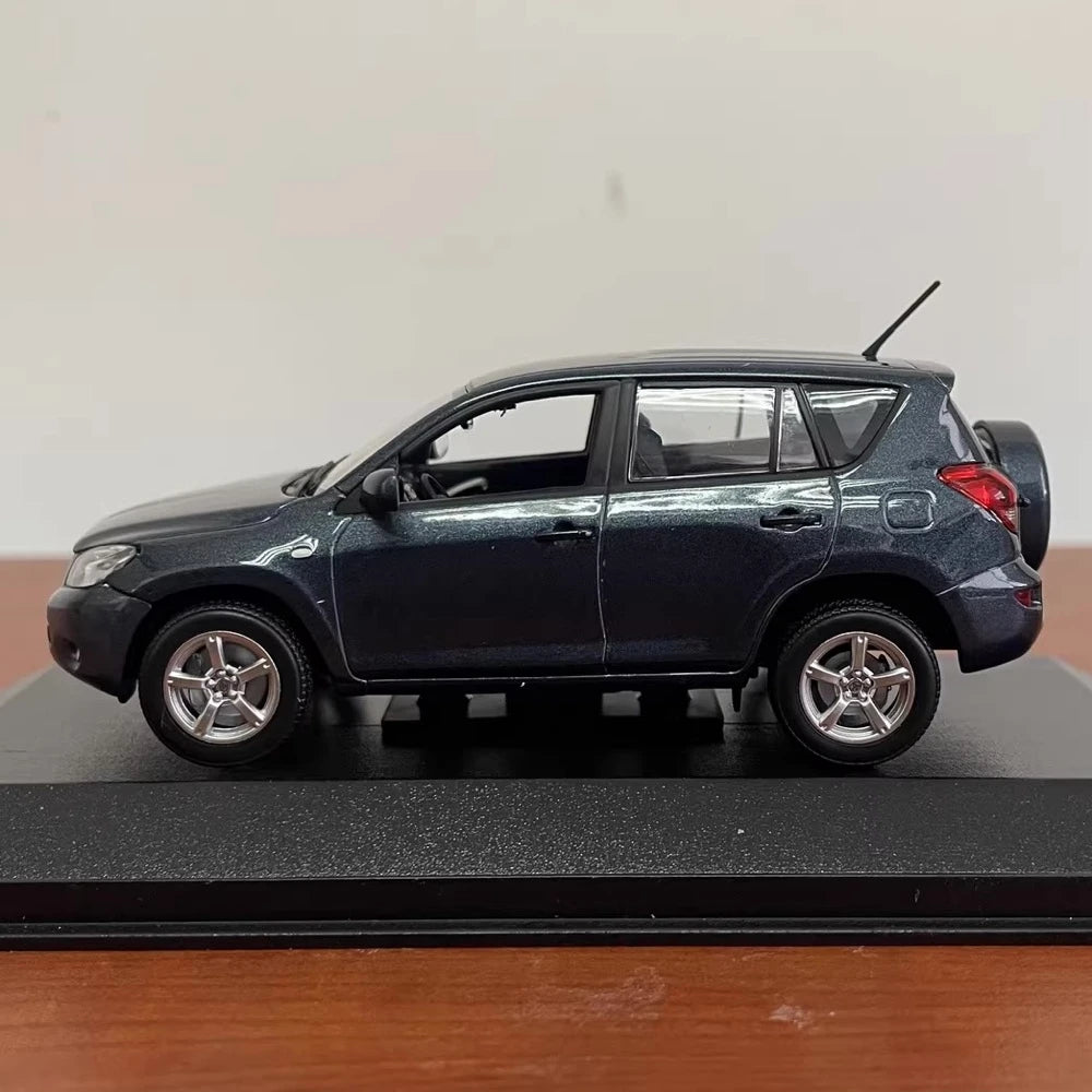 [Minichamps] 1:43 Toyota 2006 RAV4 Gray Model Car Die-Cast