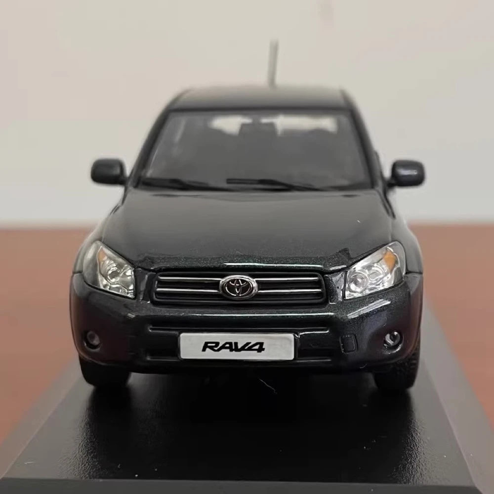 [Minichamps] 1:43 Toyota 2006 RAV4 Green Model Car Die-Cast