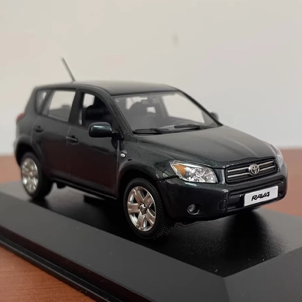[Minichamps] 1:43 Toyota 2006 RAV4 Green Model Car Die-Cast