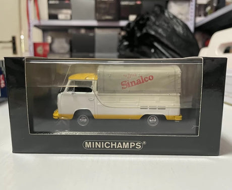 [Minichamps] 1:43 Volkswagen 1972 T2 Pritschenwagen Sinalco モデルカー Die-Cast